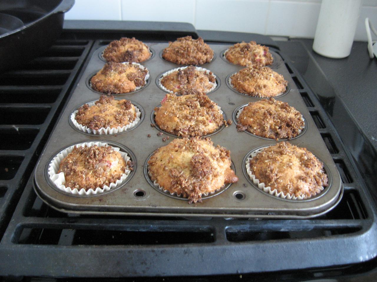 Rhubarb Muffins