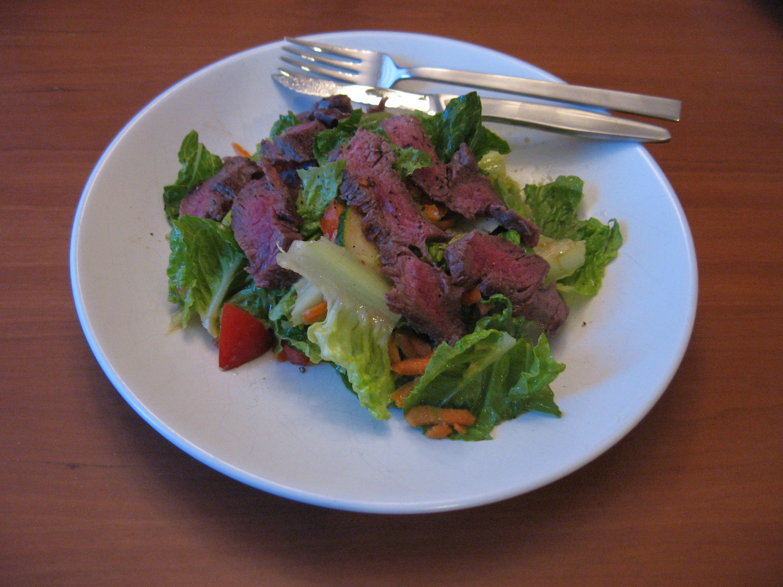 Warm Steak Salad with Red Wine Vinaigrette