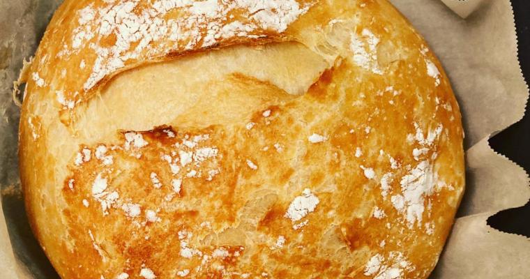 No Knead Bread in a Dutch Oven